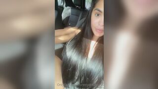 Prettydreamgirl Masturbating In Her Car Onlyfans Leaked Video Tape
