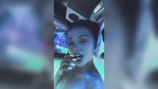 Emily Black Nude Onlyfans Tanning Video