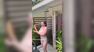 Bethany Lily Naked Outdoor Shower Tape Leaked