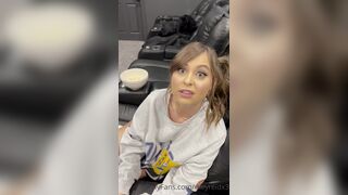 Riley Reid Sex Video of Helping her Pass Biology in Collage Onlyfans Video