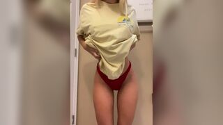 What’s Your Opinion On Petite College Girls? [Reddit Video]