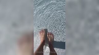 Itsnatalieroush Feets In Water Onlyfans Leaked Video