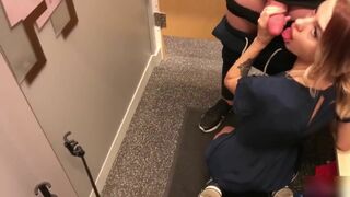 Amateur blowjob in a girlfriend’s dressing room with Botox lips