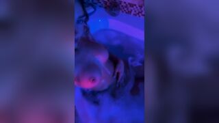 Rachel Cook Naked Bathtub Tease