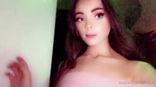 Littlmisfit Masturbating At A Party Leaked Video