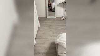 ScarlettKissesXO Amazing Maid Fucks Boss Video Leaked
