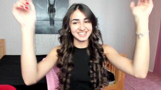 Indian Beauty Cam Whore Indianbeauty20 Shows Her Cute Booty And Slap It For Fun Leaked Video