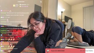 Finnish Girl Show Her Sexy Ass While Chatting