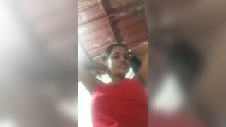 Beautiful Bengali girl strips off her clothes and shows her pink pussy
 Indian Video