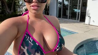 Trisha Paytas Mastrubating By Hotel Pool Video