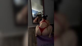 Nasty Big Ass Wife Spread Her Ass Teasing Video