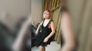 Esposa Gostosinha Beauttiful Blonde Hair Whore Shows Ass Sexy Dance Video