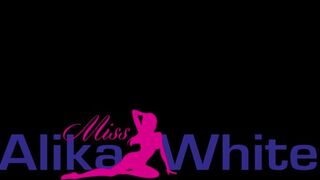 Miss Alika White Camwhore In BIkini Talks Dirty To Her Fans
