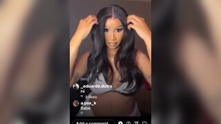 Cardi B Sexy Chick Shakes Her Boobs In Live Video