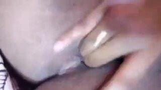 Ebony Babe Uses Her Fingers To Dig Her Pussy Video