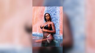 Lexxie Ebony Curvy Girl Photo Album Video