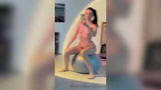 Phiasco Horny Slut Naked Infront Of Mirror Teasing OnlyFans Video