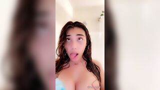 Soyyjenn Gorgeous Hot Asian Chick Show Off Her Cute Tits And Bouncing It