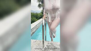 Madygiofficial Exposed Her Big Tits After Getting Wet Onlyfans Video
