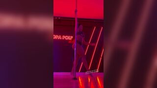Eva_andressa Busty Fit Girl Stripping in The Club Video