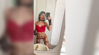 Pretty_potatoo Thin Slut Teasing Infront Of Mirror OnlyFans Video
