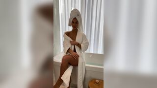 Gorgeous Rachel Cook Nude Bath Robe Strip Video Leaked