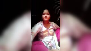 Watch amazing muslim bhabhi’s pussy itching on married in video call
 Indian Video