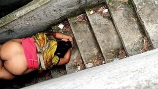 aunty doggystyle fucks cum on the ass on the stairs
 Indian Video