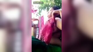 Neighbor sister with big boobs made a video while taking a bath in the open bathroom
 Indian Video
