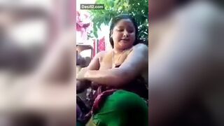 Neighbor sister with big boobs made a video while taking a bath in the open bathroom
 Indian Video