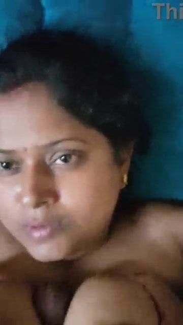 Mallumob - Amazing Mallu Mom's Boobs Fucking By Showing Dirty Sex Movies Indian Video  - ViralPornhub.com