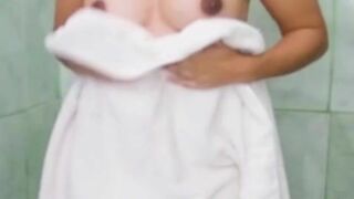 Bibi Cherri Shower Teasing Porn 1