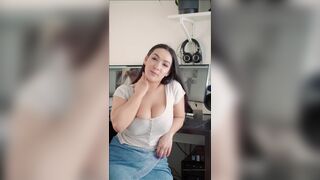 Leahgoeswilde Big Ass Babe Solo Fingering On A Table Orgasm OnlyFans Leaked Video