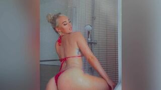 Rhiannon Blue Nude Boobs Bikini Shower Twerk Video Leaked