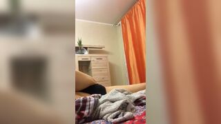 Amazing shameless teen shows her pussy on periscope