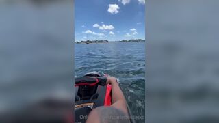 Scarlettkisessxo Sexy Babe Getting Fucked While Riding a Jetski Onlyfans Video