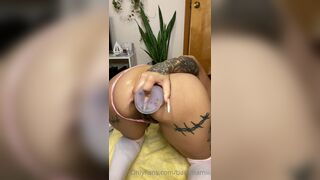 Bassmamiii Bends Over and Fucking Her Butthole While Vibrating Her Pussy Onlyfans Video