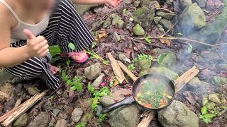 StacyHSSM Pinay Cooking Wild Ferns and Porn in the Riverside - Viral Single Mom Outdoor