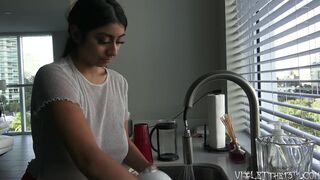 Violet Myers - Amazing Dishwashing Voyeur Time