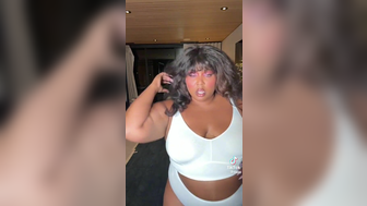 Lizzo Naughty Ebony Showing Her Bouncy Body in Bikini Video