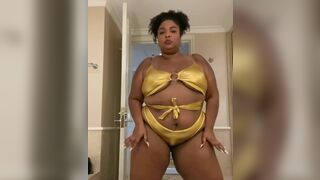Lizzo BBW Ebony Dancing While Wearing New Lingerie Video