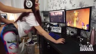 D.Va Cosplay Girl Gets Creampie While Playing Overwatch