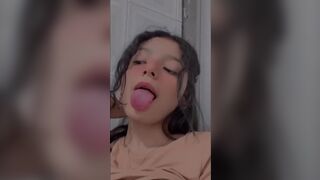 Gorgeous Teen Playing With Cute Tits Leaked Video