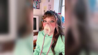 Belle Delphine Cute Babe Leaked Onlyfans Video