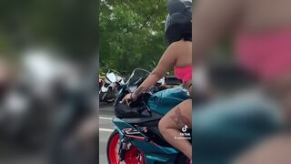 Miaumiaucaralho Tattooed Asian Chick Slaps Her Booty Cheeks While Riding a Bike Video