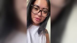 Miaumiaucaralho Nerdy Asian Love to Showing Her Pierced Hairy Pussy on Cam Video
