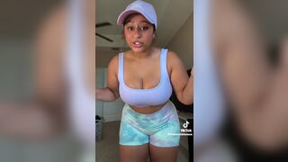 Amazing Chubby Girl Showing off Her Sexy Figure on Cam Video