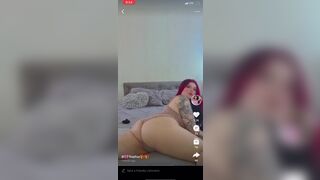 Sophia Young Red Head Showing off her Booty Cheeks on Cam Video