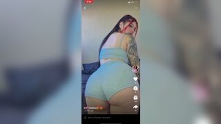 Sophia Amazing Girl Love to Showing Off Her Booty Cheeks on Cam Video