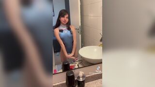 Crislainechan Teen Girl Sexy Dance While Wearing Coplay Tiktok Video
